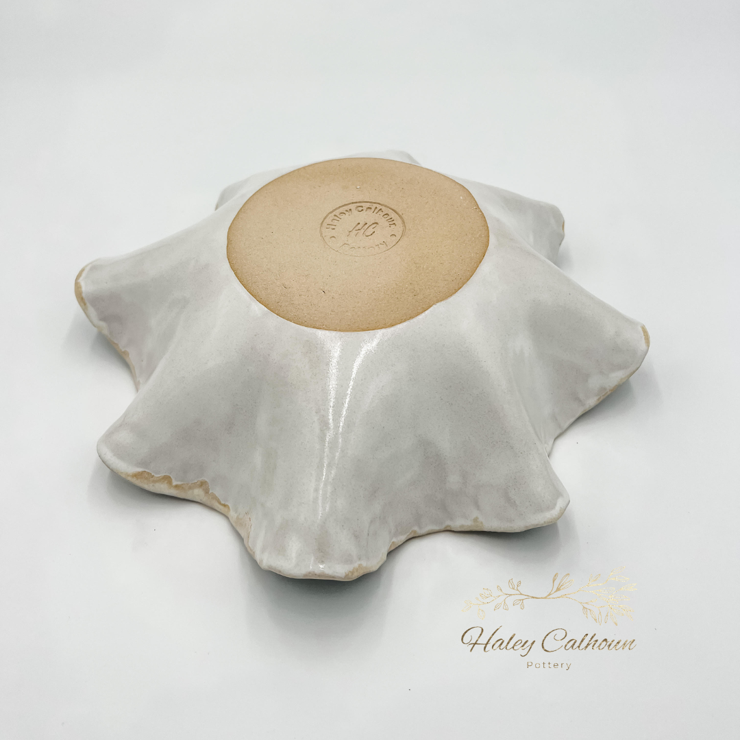 Lily Pad Scalloped Bowl