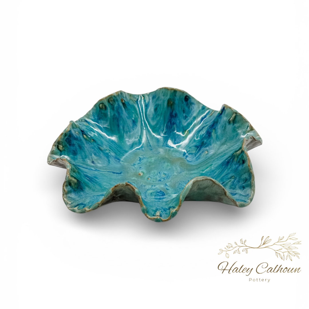 Island Green Scalloped Bowl