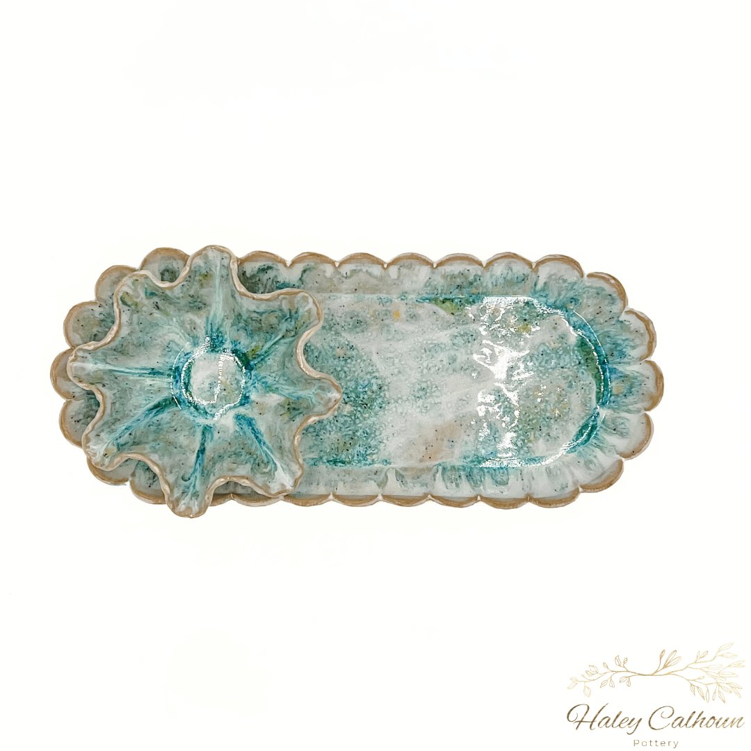 Meadow Scalloped Platter Chip and Dip Set