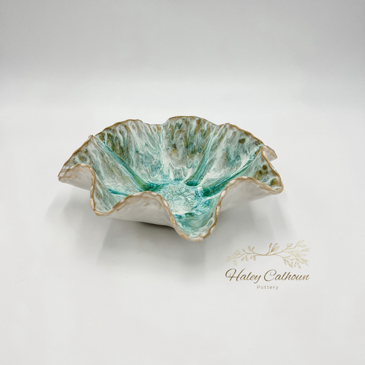 Meadow Green Scalloped Bowl